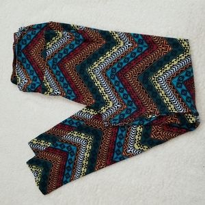 LuLuRoe LEGGINGS Azteck Chevron Print